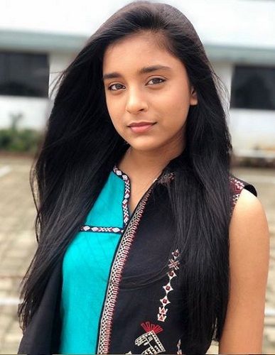 Check Out! How Imlie Fame Imlie Aka Sumbul Touqeer Looks Cute In Real Life - 3