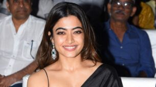 Check Out When Rashmika Mandanna Slayed In A Black Saree