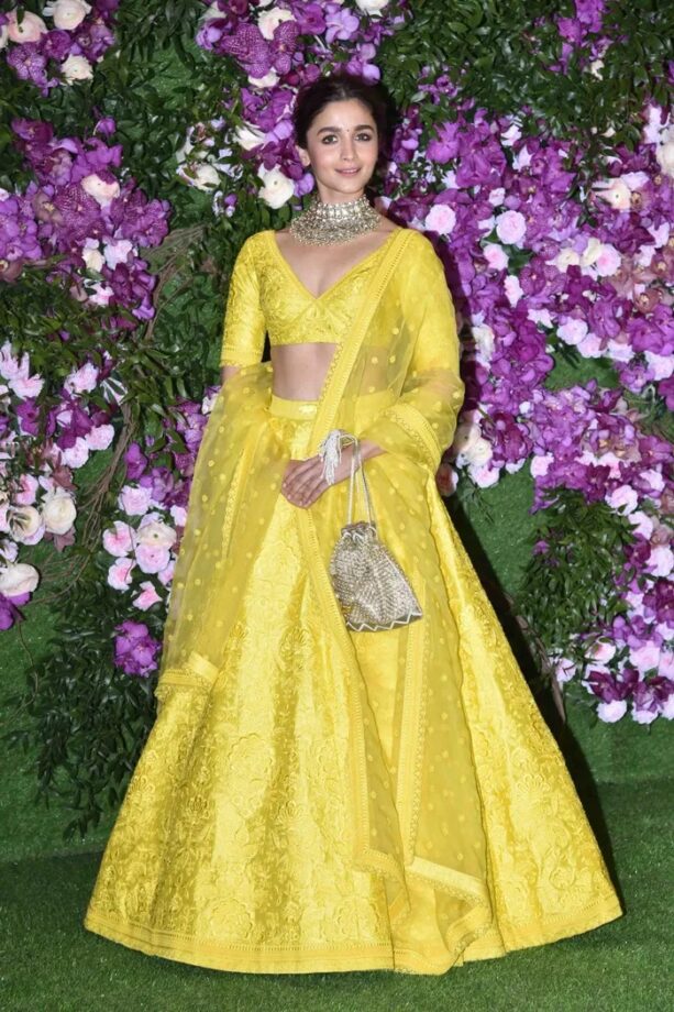 Times Mom To Be Alia Bhatt Made Us Groove Over Her Sassy Desi Looks: See Pics - 1