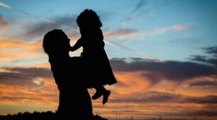 Different Ways To Express Your Love For Your Child From Regular Busy Schedule