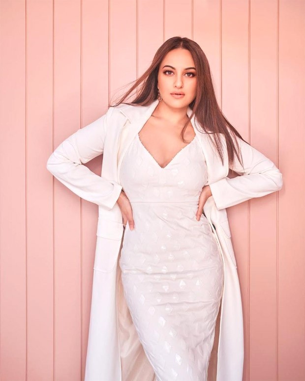 Fashion Alert! Outfits That Prove Sonakshi Sinha Is A Fashion Icon - 1