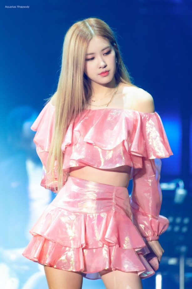 Fashionista: Top 5 Trendy Dresses Worn By BLACKPINK Rose Are Here - 4