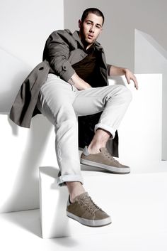 From Chris Evans To Robert Pattinson: These Shoe Collections Will Shock You - 8