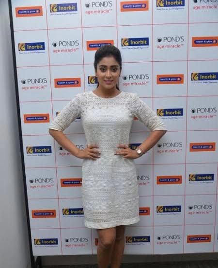 Gorgeous Damsels: Pooja Hegde, Shriya Saran, And Radhika Pandit Look Marvellous In Knee-Length Dresses - 3