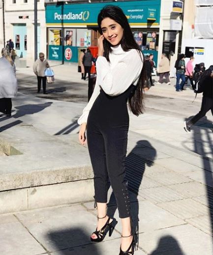 Here’s The Must-Have Shivangi Joshi Special Shoe Collection Of Every Girl’s Wardrobe - 4