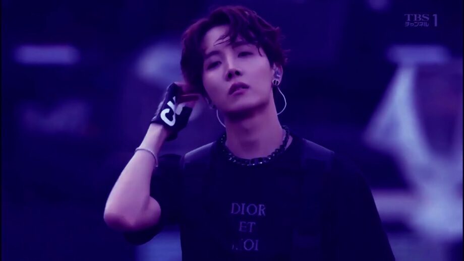 Hotness Alert: You Are Not Ready For These Sizzling Looks Of BTS J-Hope - 0