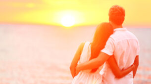 Planning For Honeymoon In Summers? Take Ideas From Bollywood Actors And Actresses Who Went For Their Honeymoon