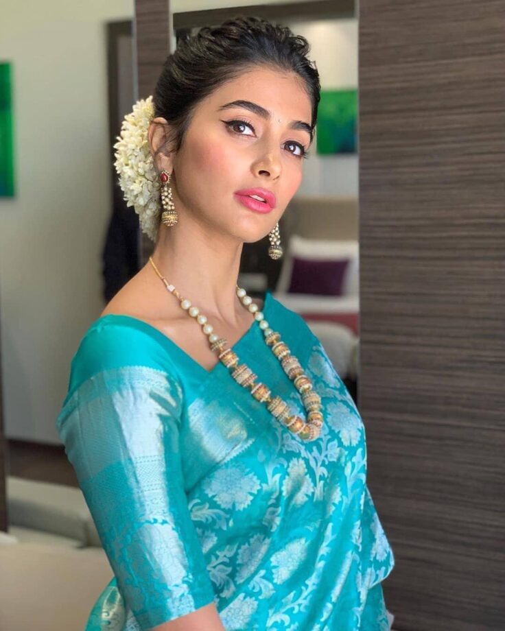 Pooja Hegde’s Outfits That Are Just Perfect For Indian Weddings - 2