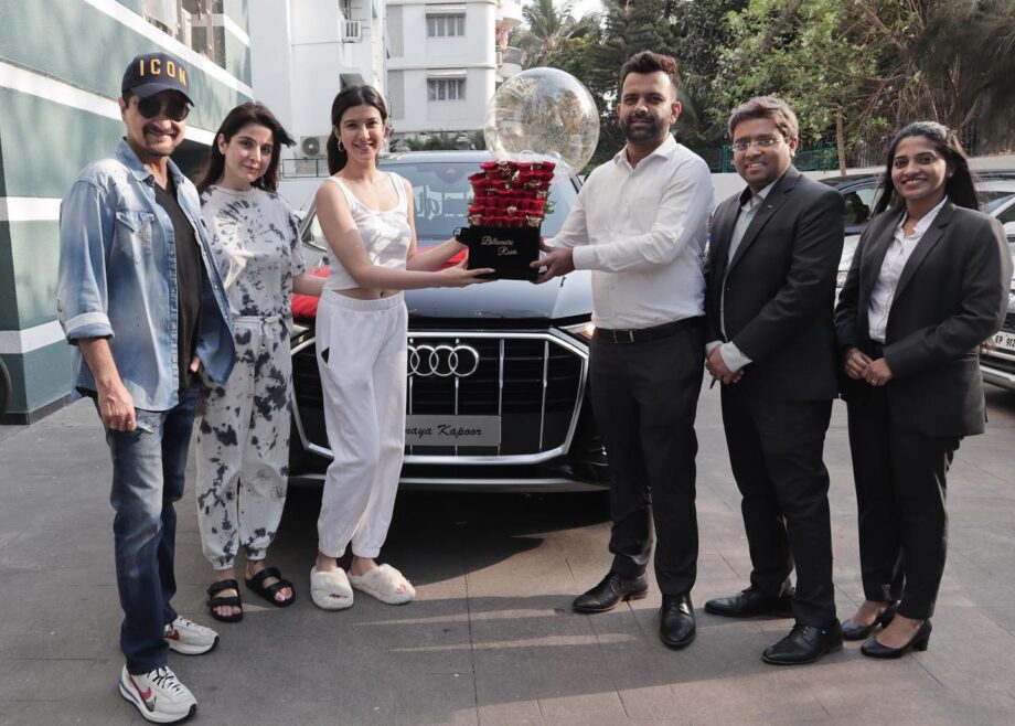 Shanaya Kapoor Sets Internet On Fire With Her Brand New 80L Audi Q7: See Pics - 2