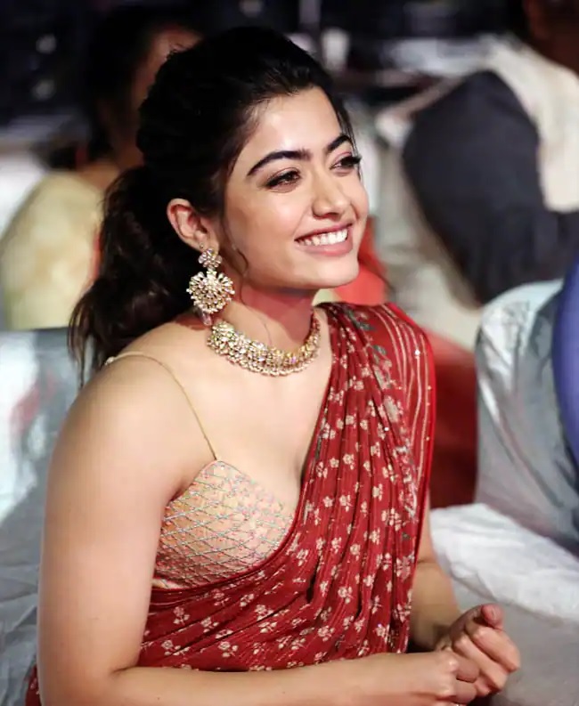 Times When Rashmika Mandanna Made Strong Statements With Her Accessory Game - 5