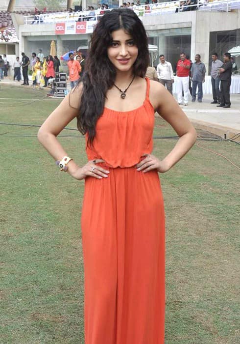 Top Orange Outfits Donned By Shruti Haasan, Take A Look - 0