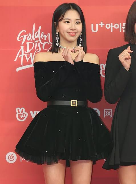 TWICE’s Chaeyoung Looks Mystical In Red Carpet Looks, Check It Out - 0