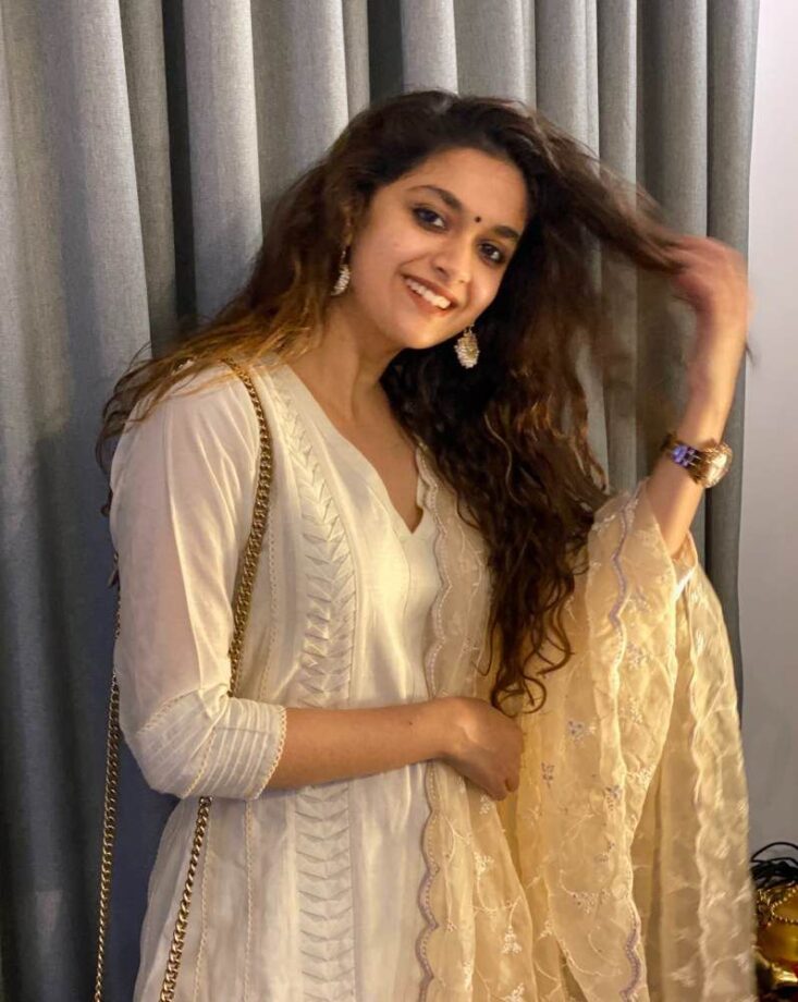 3 Times When Keerthy Suresh Upped Her Appearance In White Kurta Outfits - 0