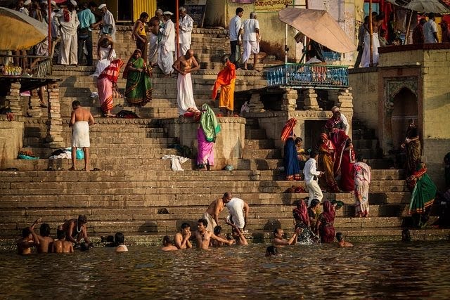 5 Things You Must Do While Your Time In Banaras - 3