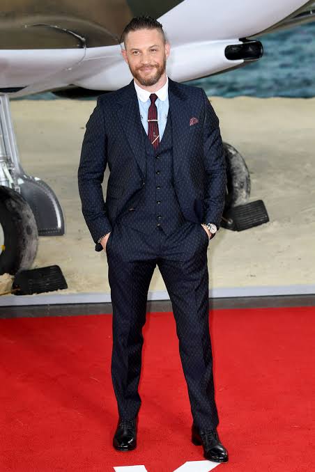 5 Times Tom Hardy’s Amazing Red Carpet Looks Stole Spotlight - 2