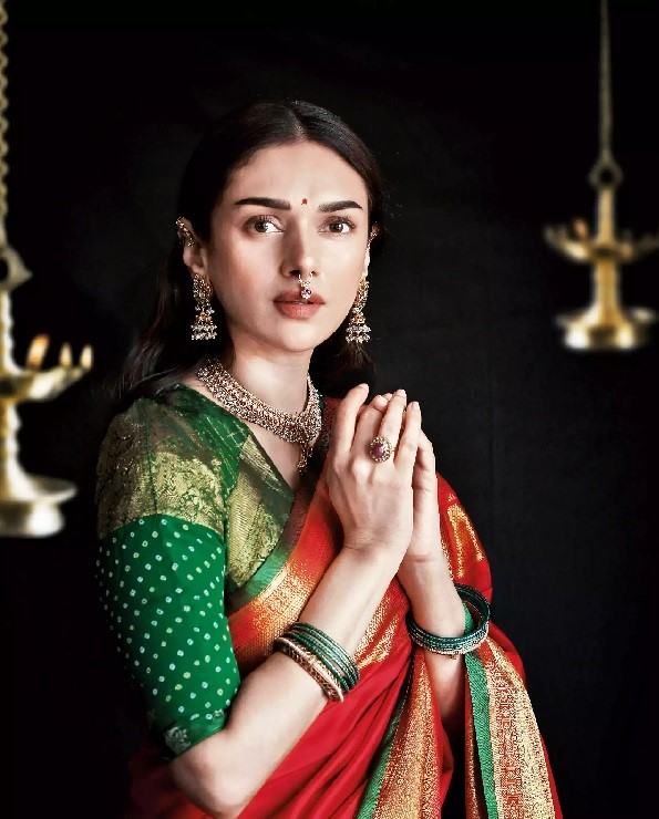 Aditi Rao Hydari And Her Stunning Collection Of Beautiful Red Sarees - 2