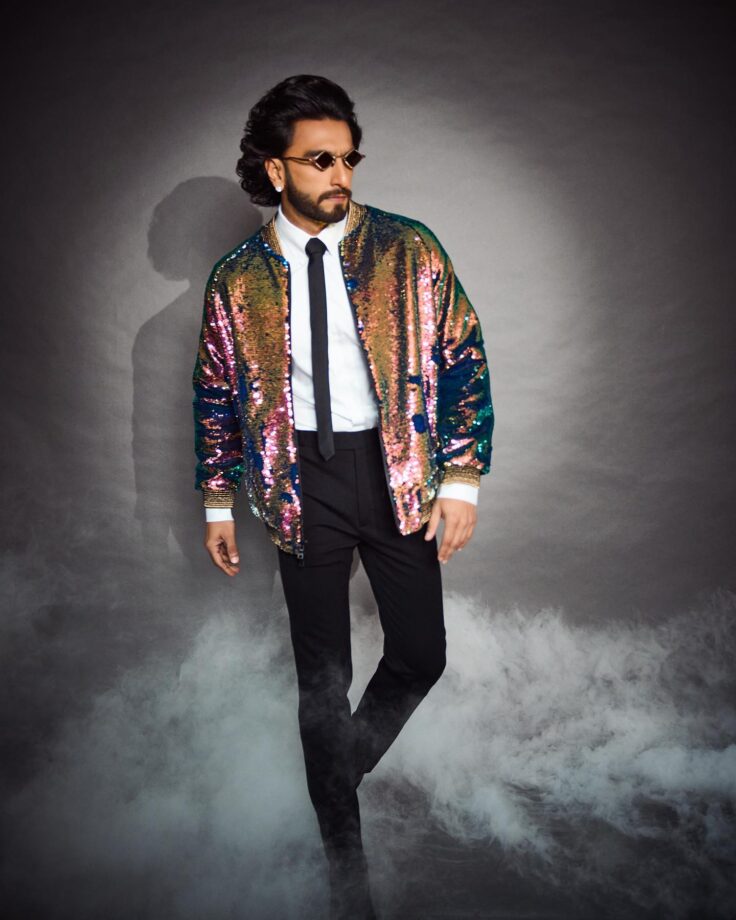 Ammy Virk Is In Love As Ranveer Singh Goes Stud Mode In Shirt-Pant & Fancy Jacket: Checkout - 1