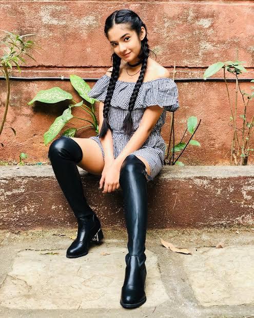 Anushka Sen’s Thigh-High Boots Will Leave You Speechless - 2