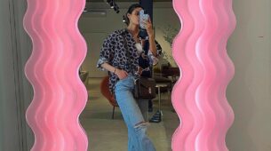 Athiya Shetty Looks Absolute KLassy As She Shares Mirror Selfie: KL Rahul Reacts