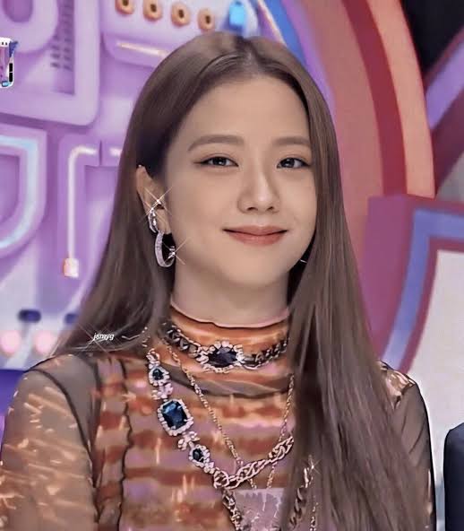 Check Out This Aesthetic Jewellery Worn By BLACKPINK Rose And Jisoo - 1