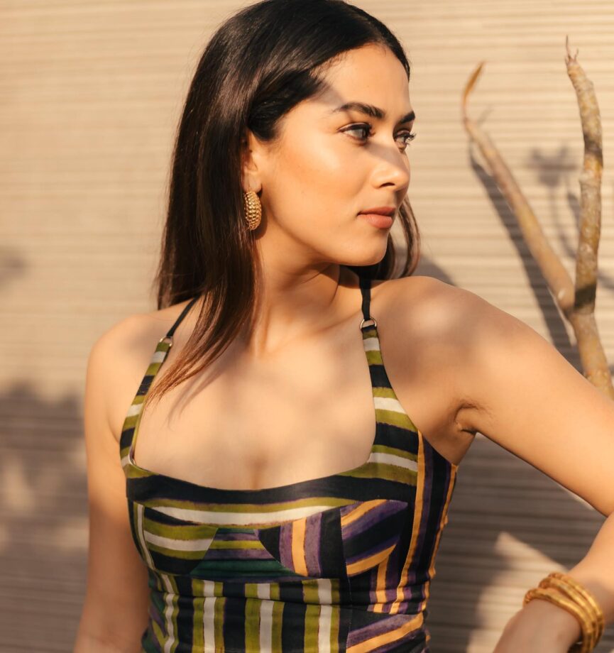 Fashion War: Mira Rajput Or Sobhita Dhulipala: Who Wore This 24K Striped Bodycon Dress Better? - 3