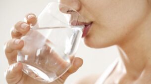 How To Keep Your Skin Hydrated During The Summer? We Got You!