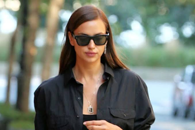 Irina Shayk’s Top 5 Black Dress Moments, Check Out - 0