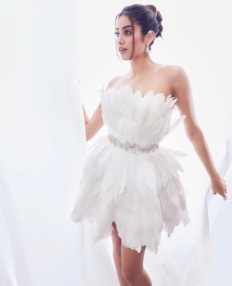 Janhvi Kapoor Is All In For Feathered Dresses: Find Your Next Favourite Here - 1