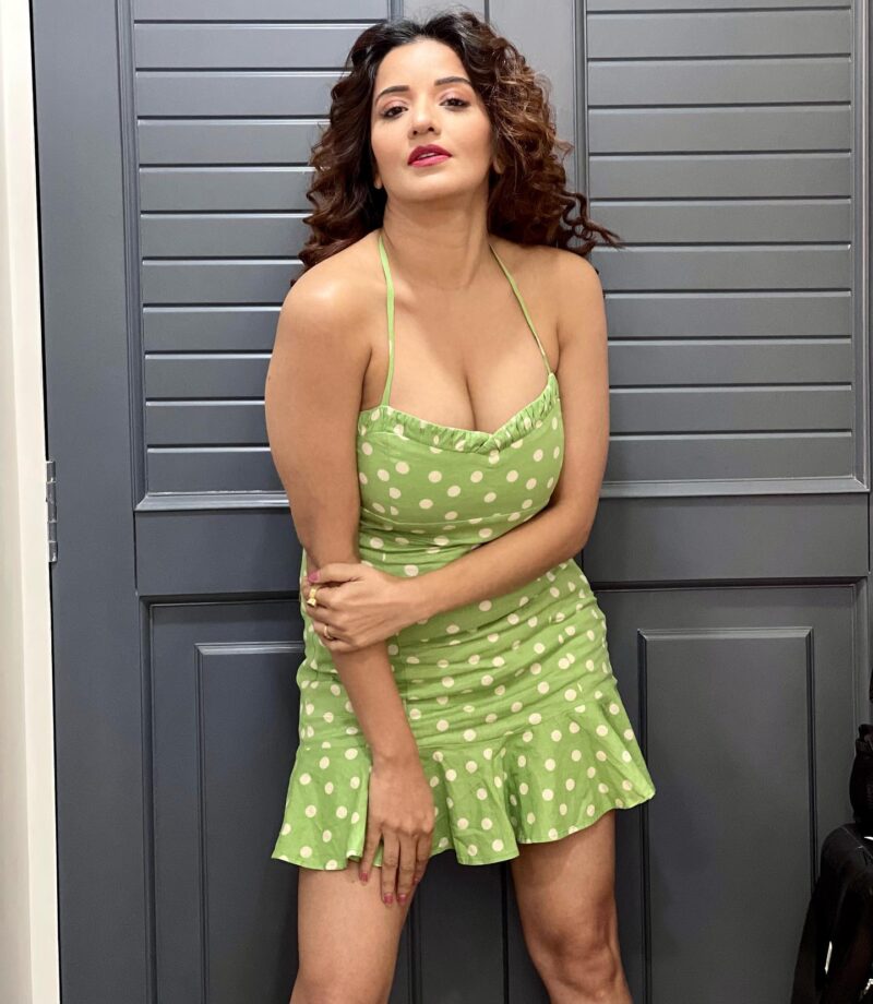 Monalisa To Rani Chatterjee: Bhojpuri Divas Who Stole Our Hearts In April 2022 With Their Glam Looks - 1