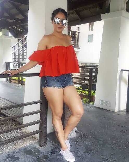 Neha Bhasin’s Casual Wears Are In Trend: Pick Your Favourite - 3