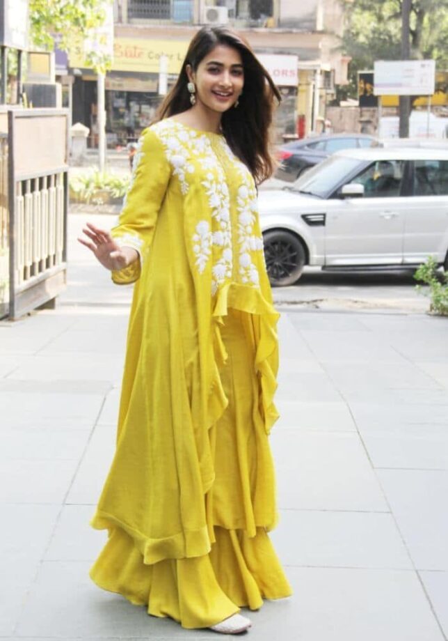 Pooja Hegde’s Vibrant Kurtas Are Ideal For Summer Getaways - 1