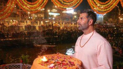 Prithviraj: Akshay Kumar takes a dip into holy Ganga after performing Puja