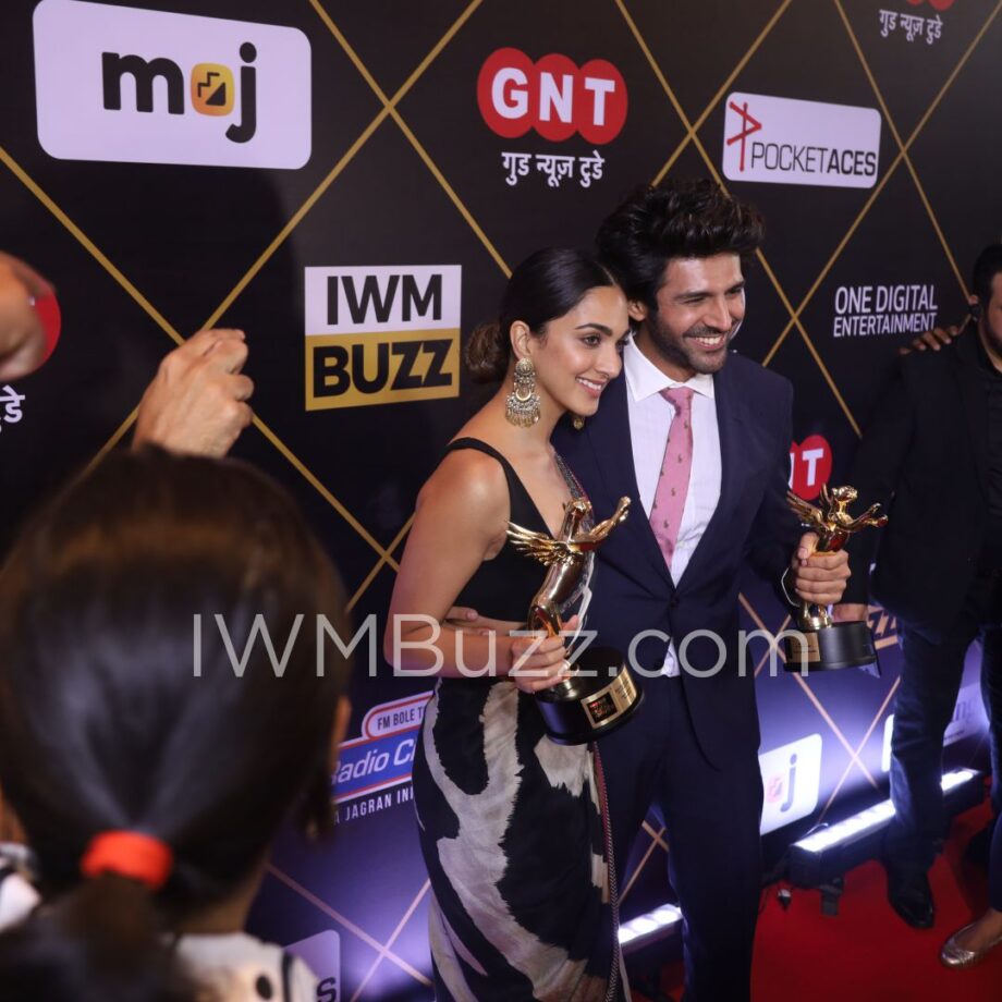 Red Carpet: Glitz and Glamour At GNT-IWMBuzz Digital Awards - 73