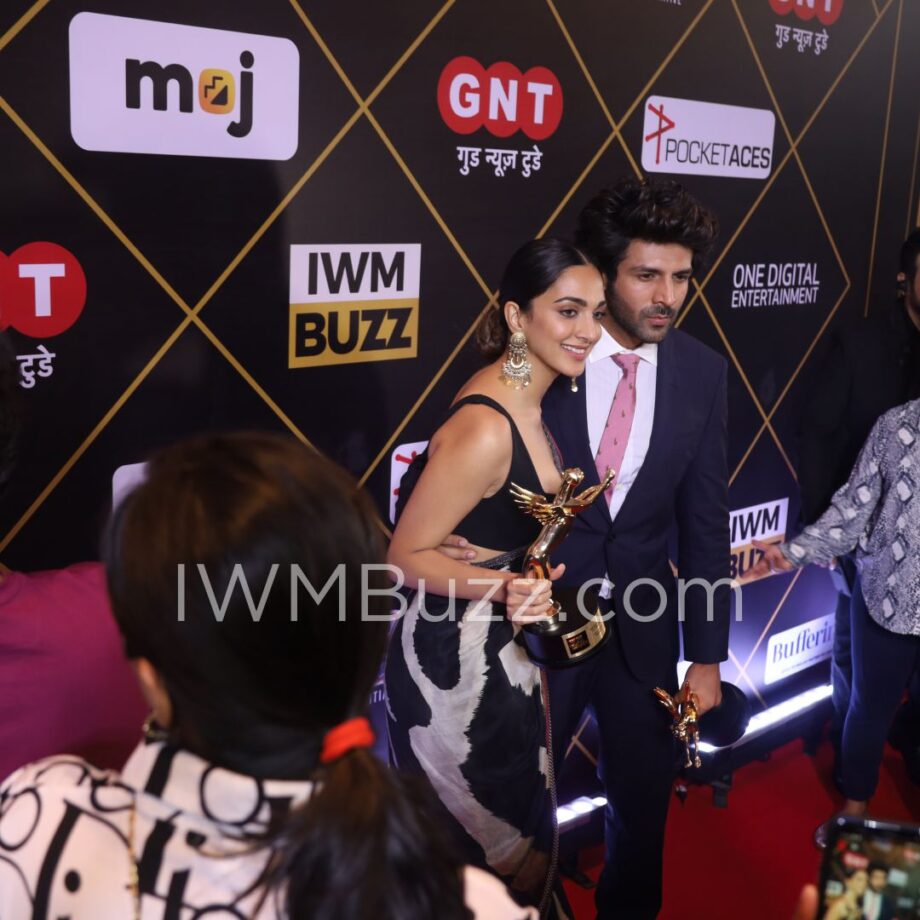 Red Carpet: Glitz and Glamour At GNT-IWMBuzz Digital Awards - 74