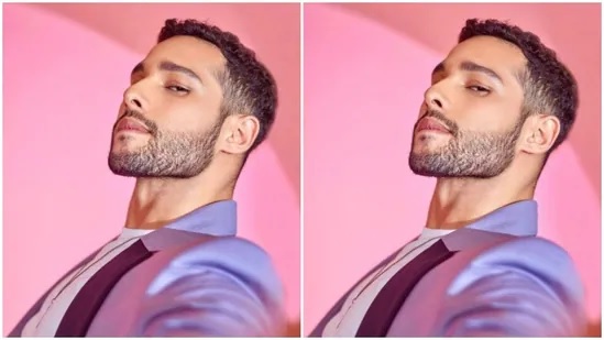 Siddhant Chaturvedi Looks Stunning In His Purple Ensembles - 0