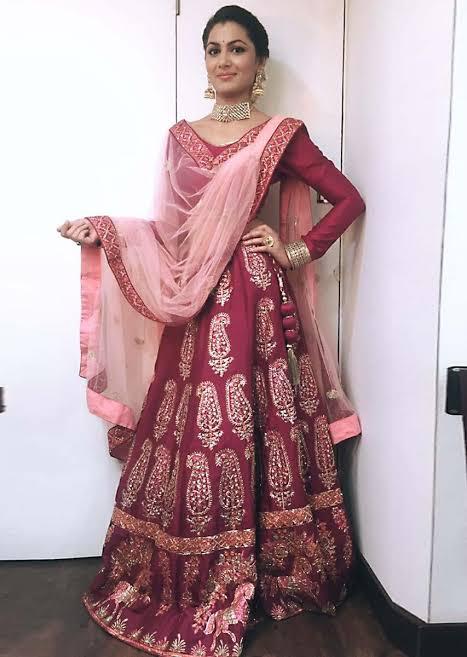 Sriti Jha’s Collection Of Ethnics Is Unmatchable: Yay Or Nay? - 1