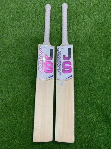 Try These 5 Best English Willow Cricket Bats In 2022 - 0