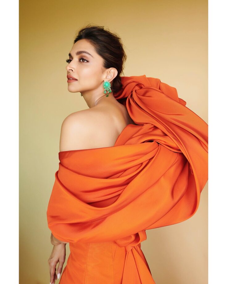 White Co-Ord Or Orange Gown: Which Cannes 2022 Look Of Deepika Padukone Is Your Favourite? - 11