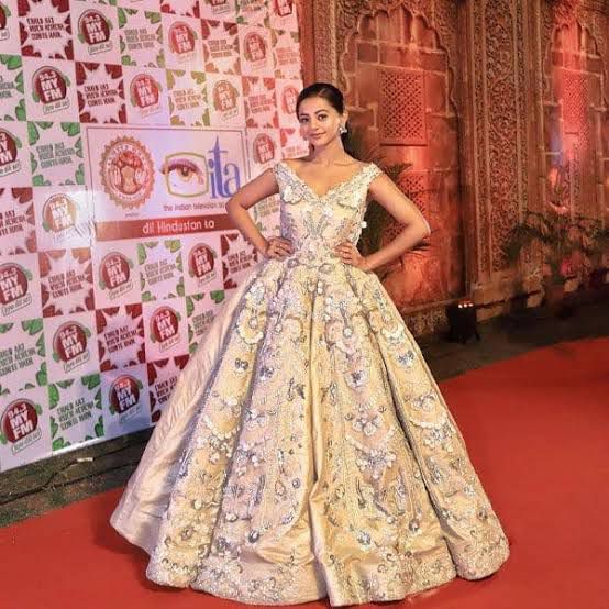 5 Dresses Of Helly Shah That Can Never Go Out Of Style - 2