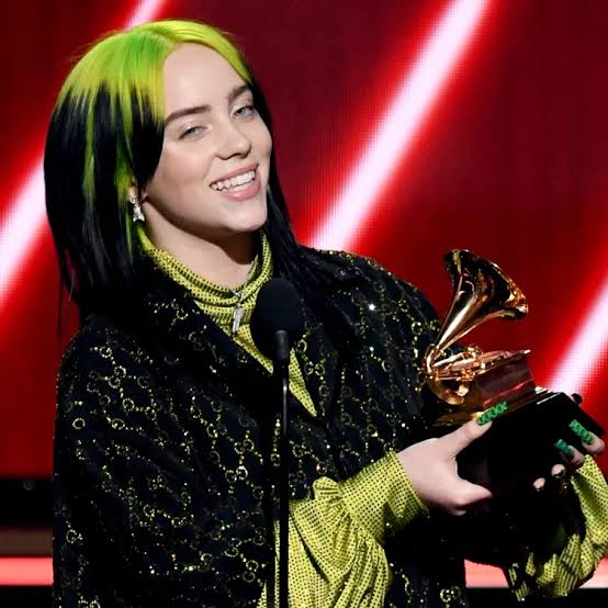 5 Pictures Of Billie Eilish That Show Her ‘Happier Than Ever’ Mood - 2