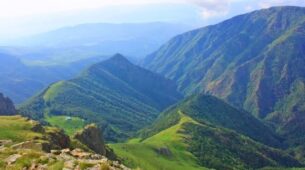 5 Places With Epic Mountain Views In Europe That You Need To Visit