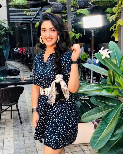 Ashnoor Kaur And Polka Dots Is A Match Made In Heaven, Check Out Her Looks - 4