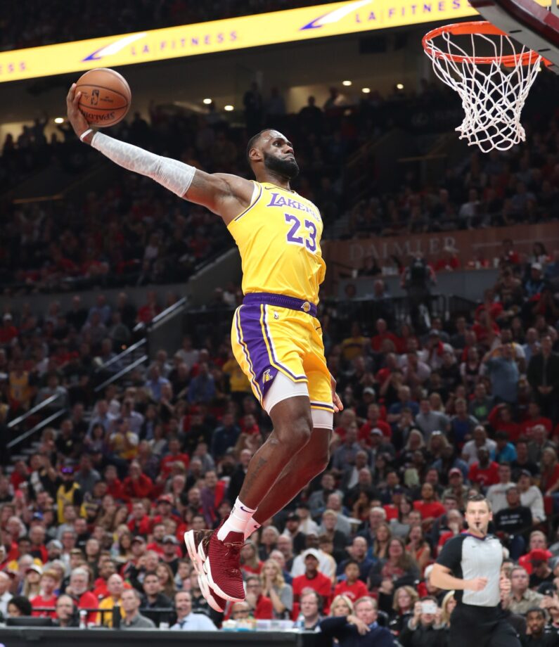 Best LeBron James’ Dunks To Watch To Feel Inspired - 0