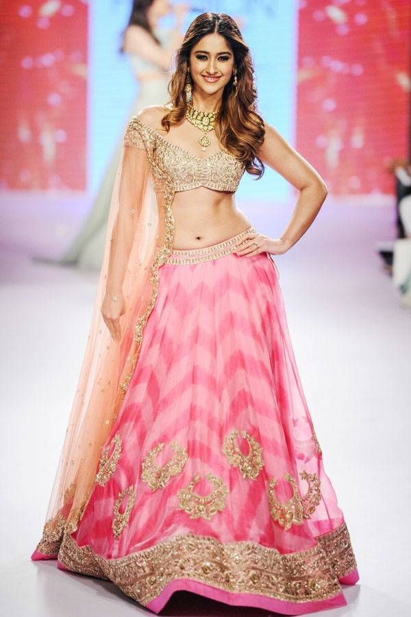 Black And Pink Are Ileana D’Cruz’s Colours! Check Out These Outfits She Looks Beautiful In - 2