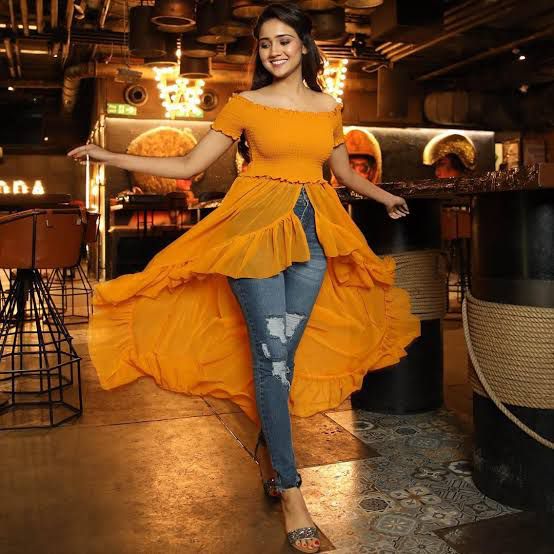 Check Out Ashi Singh’s Indo-Western Clothes To Spice Up Your Boring Attire - 0