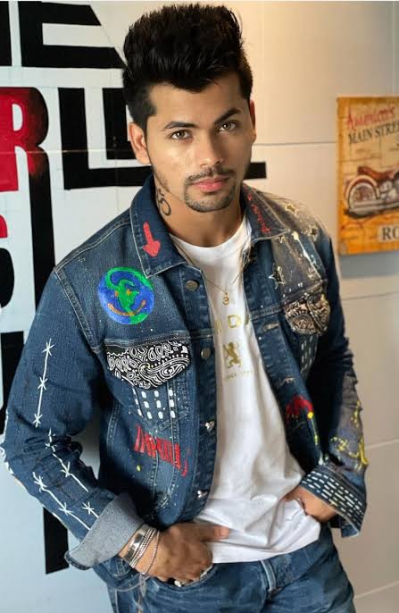 Denim Jackets Are A Staple For Siddharth Nigam’s Fashionable Casual Looks - 1