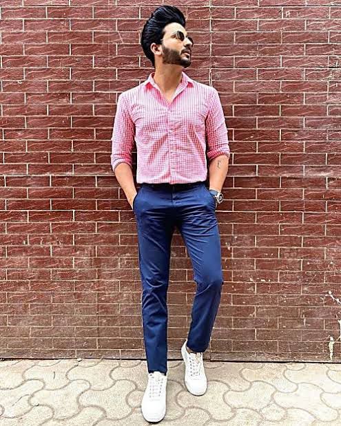 Dheeraj Dhoopar Is Driving Us Crazy In These Iconic Shirts: Are You In Love? - 0