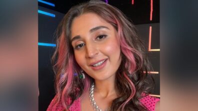 Dhvani Bhanushali is a ‘free spirit’ in pink ensemble outfit, flaunts colourful highlights like a queen