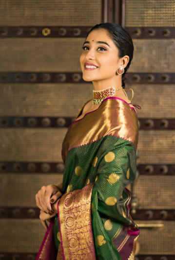 Fashion Faceoff: Regina Cassandra Vs Keerthy Suresh: Whose Green Saree Is Your Favourite For The Next Festive Season? - 1