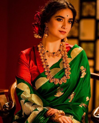 Fashion Faceoff: Regina Cassandra Vs Keerthy Suresh: Whose Green Saree Is Your Favourite For The Next Festive Season? - 0